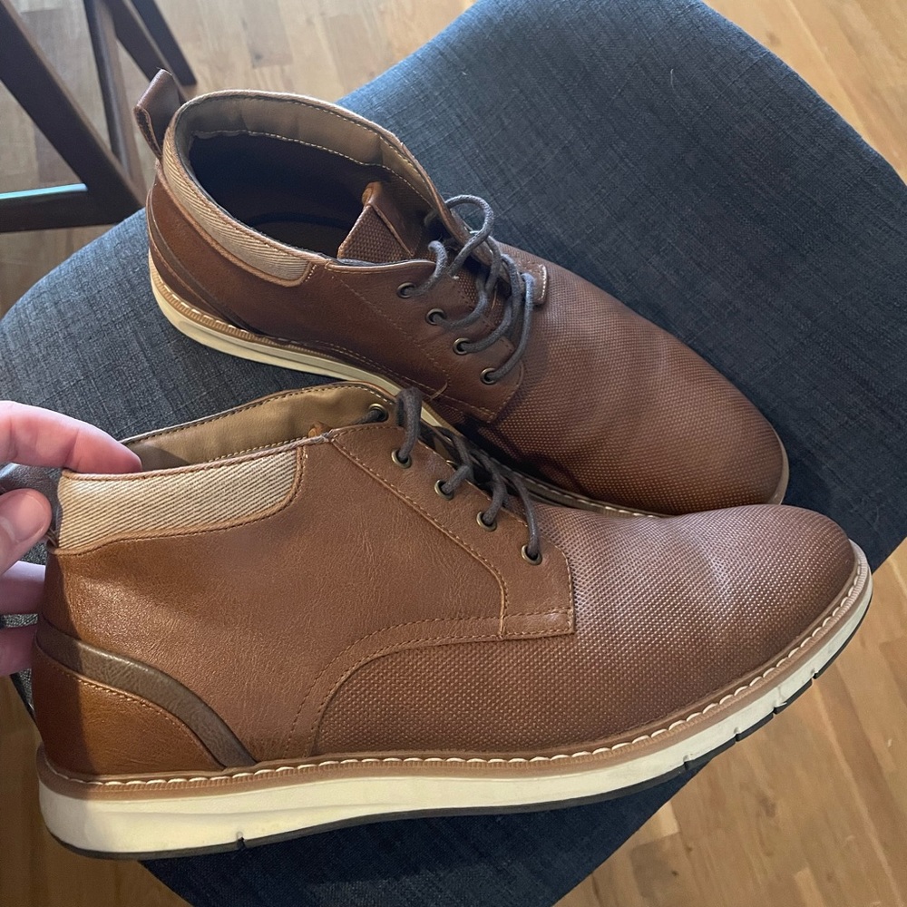 Men’s brown boots 11.5